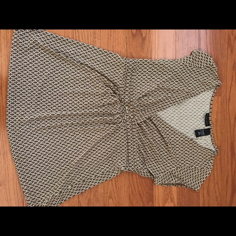 Light brown and white diamond ny&co medium